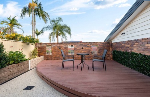 Sunnybank Hills House | Sunnybank Hills Retreat 6 Beds Near Market Square