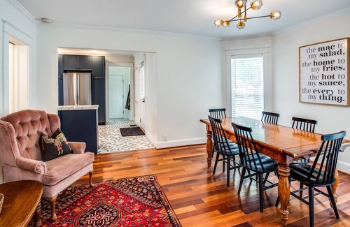 Perinton House | Sunnyside Cottage (3-Bedroom Home) - Pets Allowed by RedAwning