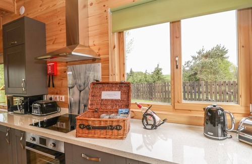 Crewkerne Cabin | Sunnyside Lodge
