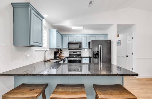 Murrells Inlet House | Sunnyside Patio Home, 2 large covered porches, yard, Golf Cart, Dogs ok!