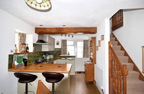 Colyton Cottage | SUNNYSIDE, pet friendly, character holiday cottage in Colyton