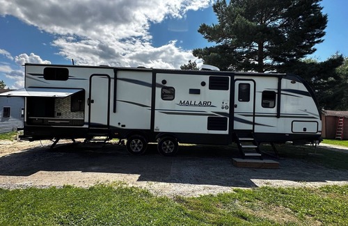 Bonfield RV Rental | Sunnyside Resort