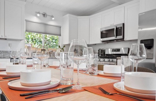 La Mesa Villa | Sunnyside Resort Spa, Beach, Zoo, Arcade