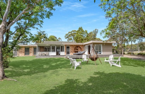 Berry House | Sunnyside Up - Pay 2 Stay 3!