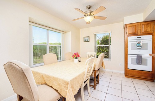 Calulantic House | Sunnyside Up - Pool Home Directly Across from Ocean - 5BR/4BA