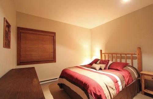 Whistler Apartment | Sunpath Condos by Whistler Retreats