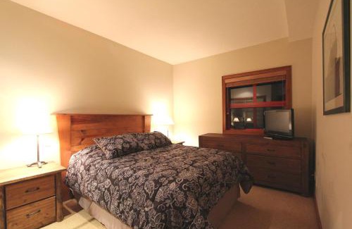Whistler Apartment | Sunpath Condos by Whistler Retreats