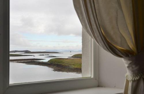 Lochmaddy House | Sunrise Apartment