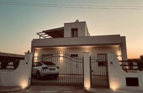 Pulsano House | Sunrise Apartments