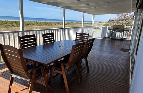 Tiddy Widdy Beach House | Sunrise at Tiddy Widdy - Esplanade! sea views! Winter Off Peak Special!