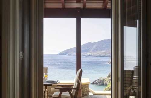 Steniai Villa | Sunrise Beach House by the sea