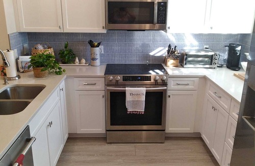 Crescent Beach Condo | Sunrise Beach Retreat at Summerhouse - Ground Floor, Heated Pools, Beach Access