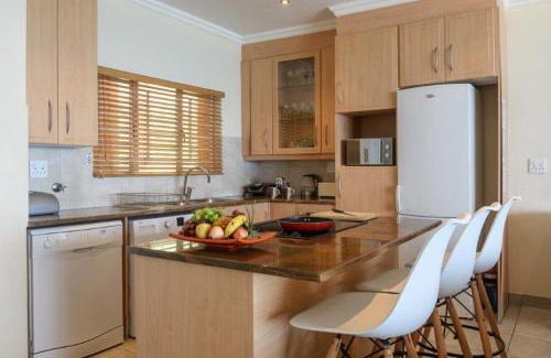Westbrook Apartment | Sunrise Beach View