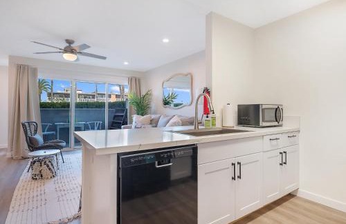 South Oceanside House | Sunrise by the Sea 1 Block from Ocean