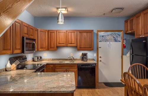 Sunday River Area Condo | Sunrise C-130/132 | 3 Bed, 2 Bath