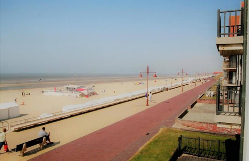 De Haan Apartment | Sunrise C1 - Cozy 2 bedroom apartment with frontal sea view and south facing terrace