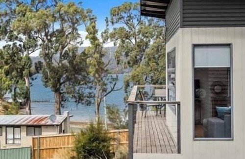 Dover Apartment | Sunrise Cottage, Huon Valley