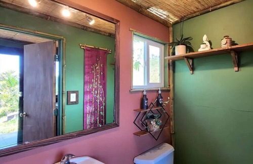 Papaaloa Cabin | Sunrise Farm Retreat Cabin - Farm Stay Hawaii