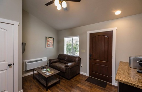 Melrose Cabin | Sunrise Fly Shop Lodge Unit 3
