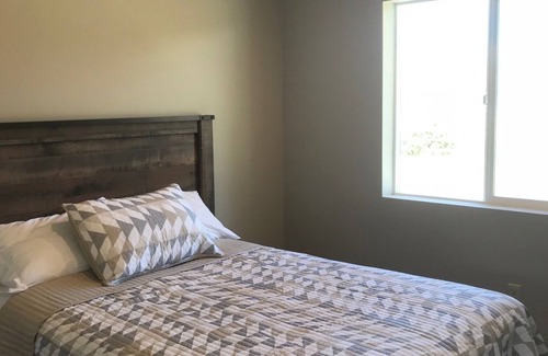 Melrose Cabin | Sunrise Fly Shop Lodge Unit 2 Kitchenette