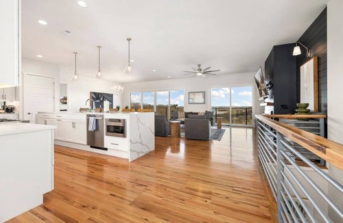 Prairie Creek House | Sunrise Glory - Perfect Patio & Views - Sleeps 15