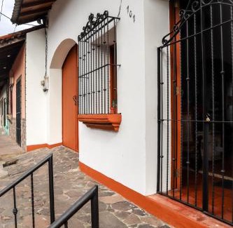 Leon House | Sunrise Guest House