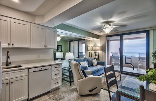 Holiday Isle Condo | SUNRISE GULF VIEW/BEACH FRONT UNIT! ENJOY 1 FREE BEACH CHAIR SETUP UP EACH DAY!