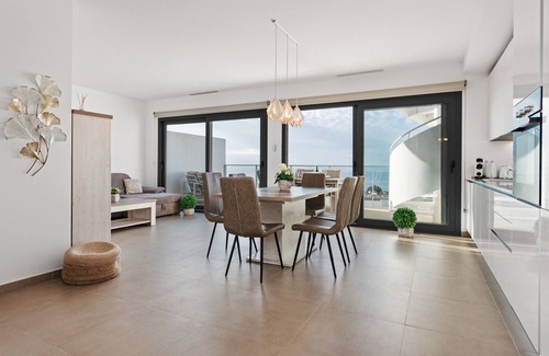 San Roque Apartment | Sunrise Heights Amazing View 2035