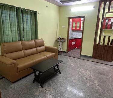 Tirupati Apartment | Sunrise Home Stay
