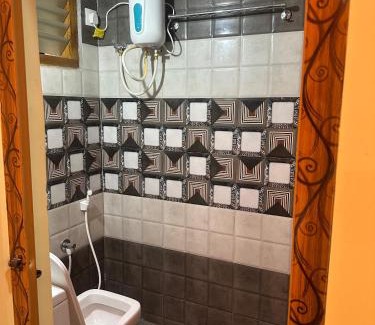 Tirupati Apartment | Sunrise Home Stay