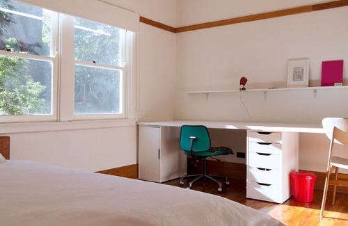 Hazelbrook Cottage | Sunrise House - Five Bedroom Cottage, Sleeps 10