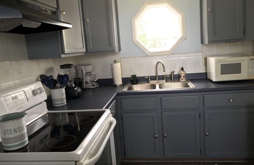 Harbor Beach Cottage | Sunrise in Sandy Beach Property 1