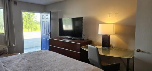 Eastman Hotel | Sunrise Inn