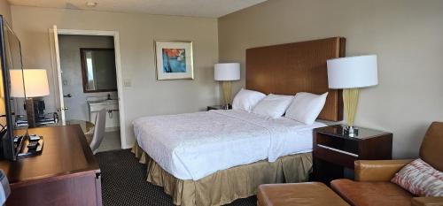 Eastman Hotel | Sunrise Inn