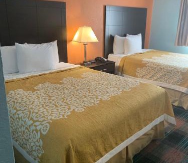 Greenwood Hotel | SUNRiSE INN