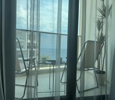 Primorski Apartment | Sunrise l 1BD Sea View l Pool l Free Parking