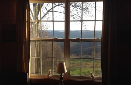 McMinnville Cabin | Sunrise Mountain Cabin with the most amazing view