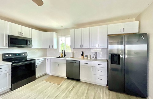 Fort Pierce Apartment | Sunrise Ocean View Property, Walk to the Sand!nHuchinson Island 2Bed/2Bath
