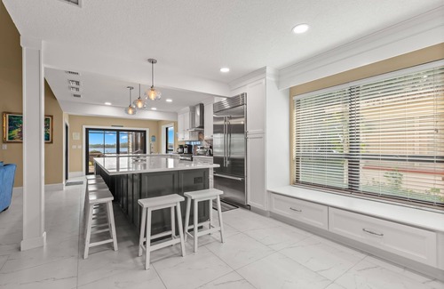 Lake Shore Estates House | SUNRISE ON LAKE TARPON 4 BED 3 BATH LAKE FRONT POOL HOME CLOSE TO BEACHES