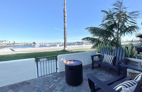 Central Mission Beach Villa | Sunrise on the Bay