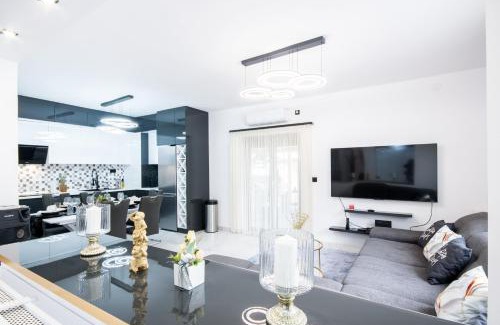 Sarud Apartment | Sunrise Palace