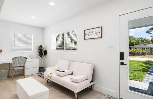 Lake Ridge House | Sunrise Palms - 10 Min to Beach