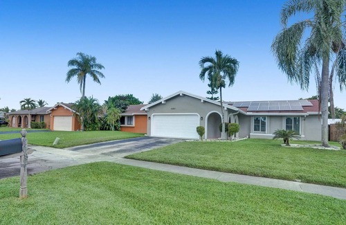 Sunrise House | Sunrise Paradise