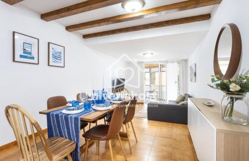 Radazul Apartment | Sunrise Radazul, by Nivariahost