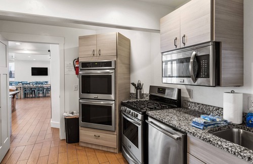 Harbor Village House | Sunrise Resort & Event Center | 19 Bedroom, 19-1/2 Bathrooms