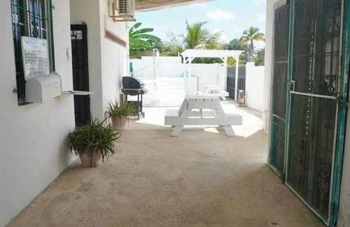 Belize City Apartment | Sunrise Sea View 2-bed Studio w Pool & Deck, 1stFl