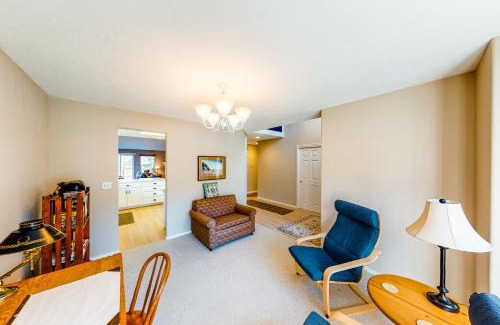 Nehalem House | Sunrise Serenity