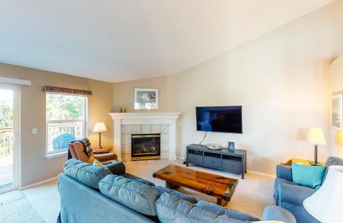 Nehalem House | Sunrise Serenity