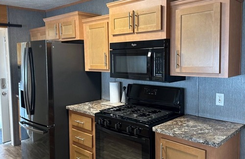 Perham House | Sunrise Shores on Paul Lake