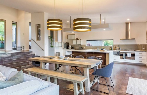 Yallingup Siding House | Sunrise Tranquillity Luxe Retreat with Heated Spa